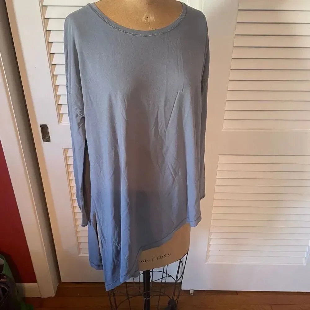 LULULEMON | to the point long sleeve periwinkle blue top